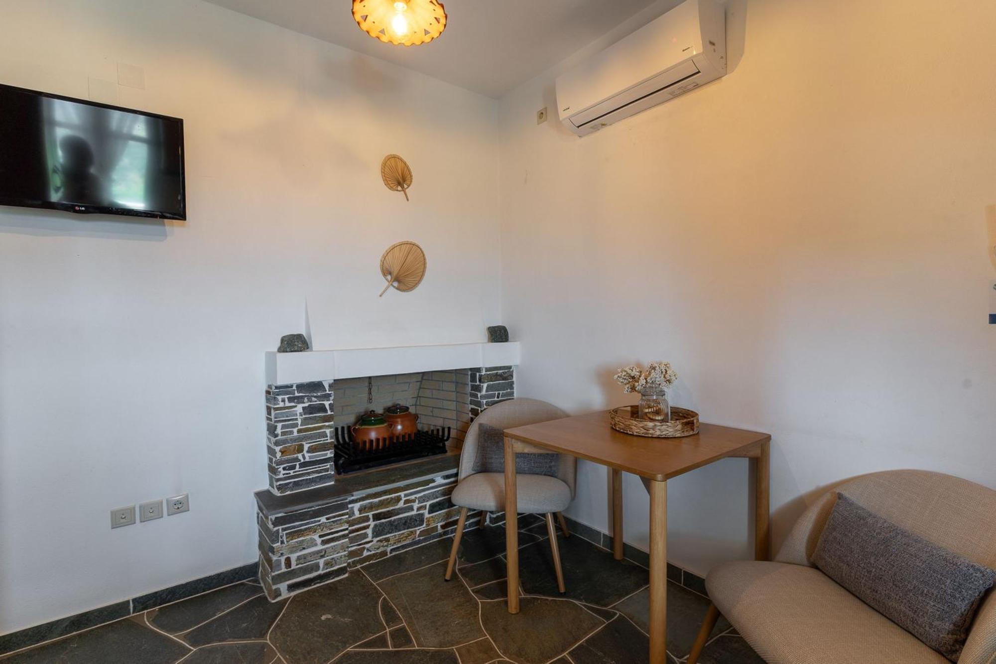 Mirsini Apartments In Sifnos Vathi  Ngoại thất bức ảnh