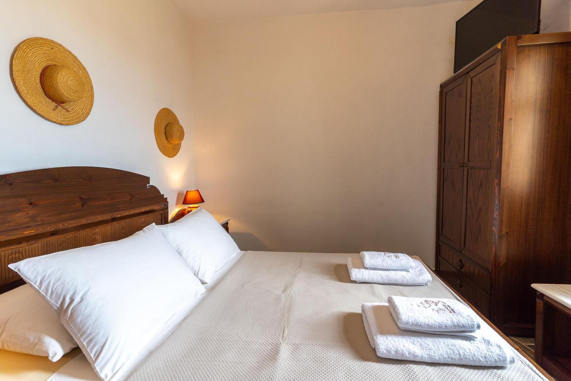 Mirsini Apartments In Sifnos Vathi  Ngoại thất bức ảnh